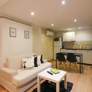 Stylous At The Center Apartamento